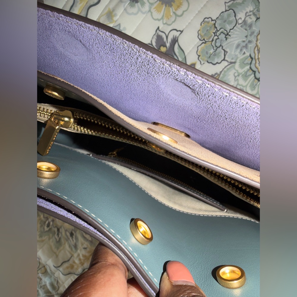Tory Burch Lee Radziwill Shoulder Bag in Clam Shell - Picture 13 of 15